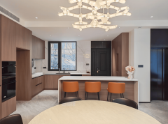 <b>实现正在地文化取栖身需求的完满融</b>